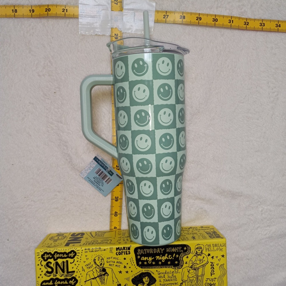 40oz STAINLESS STEEL TUMBLER - GREEN CHECKERED SMILEY FACE TUMBLER  -NWT
